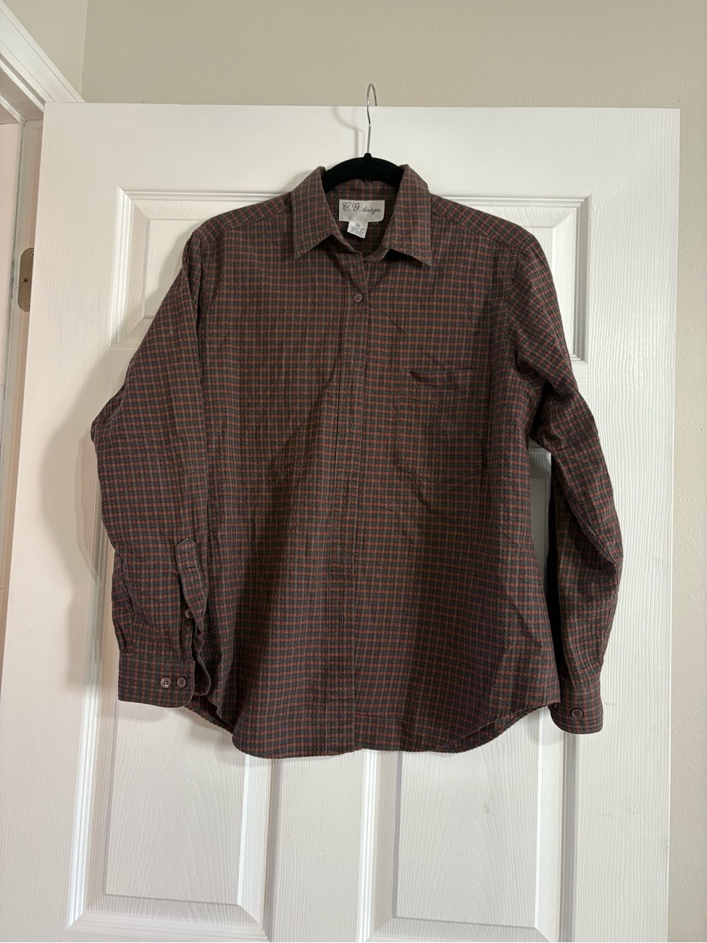 Men's Brown Plaid Button-Down Shirt
